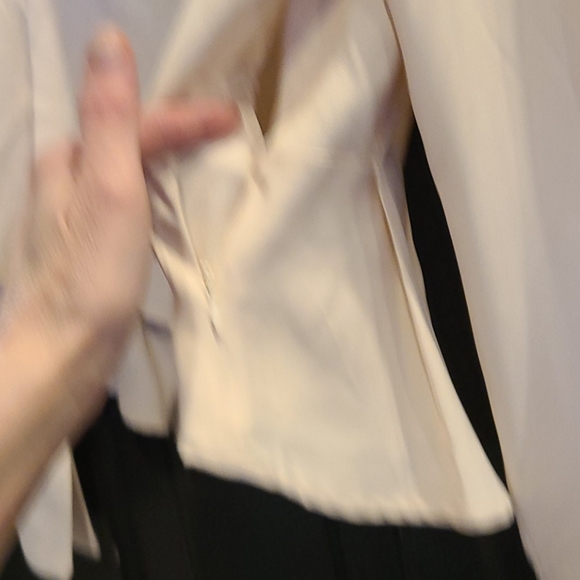 Cream summer blouse - Picture 4 of 4